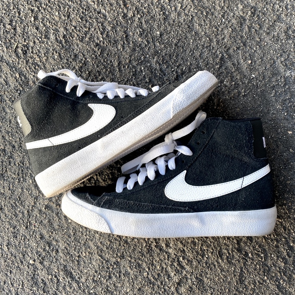 Boys Nike blazer